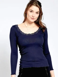 70% Seide 30% Bio-Baumwolle kbA LANGARMSHIRT mit Spitze Kokon Zwo