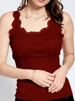 70% Seide 30% Bio-Baumwolle kbA TRÄGERTOP RIPP von Kokon Zwo