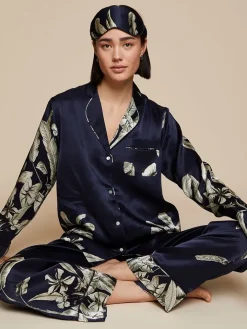 100% Seide Schlafanzug Elisabetha in ELEPHANT GARDEN nachtblau von Radice