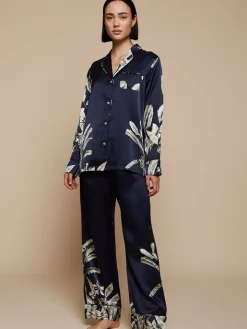 100% Seide Schlafanzug Elisabetha in ELEPHANT GARDEN nachtblau von Radice