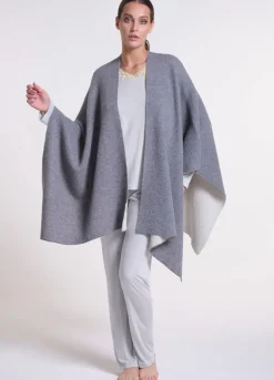 Feinstrick PONCHO von Verdiani Loungewear mit Wolle und Kaschmir