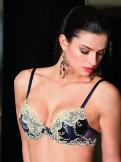 Gefütterter BH SPLENDEUR SOIE mit Seide von Lise Charmel