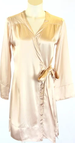 Kurze Seidenrobe SHELL WRAP ROBE von Shell Belle Couture