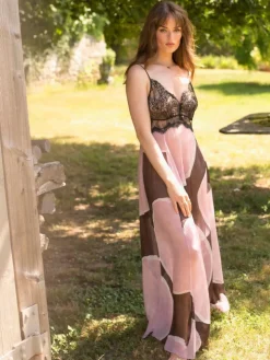 Langes Seidennachthemd MISHA mit Spitze von Marjolaine