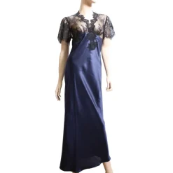 LAST PIECE Seide Nachtkleid CHANTAGE mit Spitze von Marjolaine Größe 38