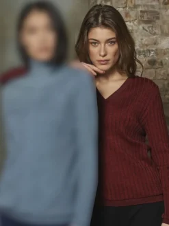 Merinowolle-Seide LANGARM SHIRT breite Rippe rot von Oscalito