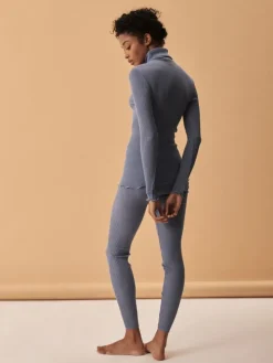 Merinowolle-Seide TURTLENECK SHIRT gerippt Basic von Oscalito