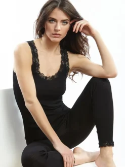 Merinowolle-Seide Unterhemd gerippt mit Spitze Basic von Oscalito