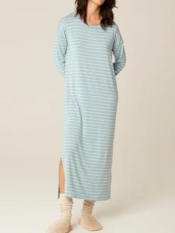 Modal Nachthemd lang HANIE hellblau weiß-gestreift von Pluto