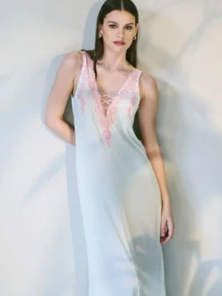 Modal Neglige lang GERMOGLIO No. 2 zartgrün von Verdiani