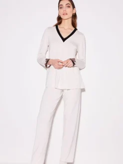 Modal Pyjama CORDA hellbeige von Chiara Fiorini