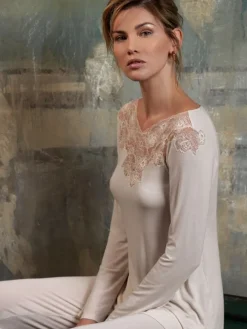 Pyjama CLOE puder Modal von Imec