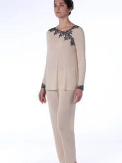 Pyjama INES in creme-grau aus Modal von Imec