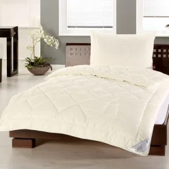 Sannwald Steppdecke mittelwarm ALPENTRAUM Schafwolle mit Zirbe