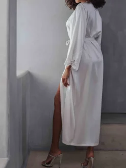 Seide Morgenmantel lang BENEDICTE naturweiss mit Spitze Marjolaine