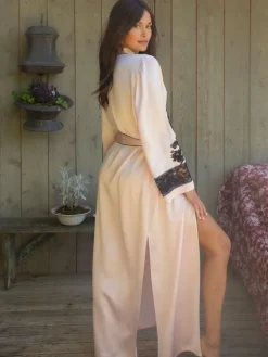 Seide Morgenmantel lang MARJOLIE No. 6 mit Spitze Marjolaine