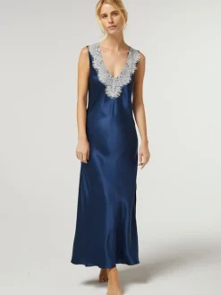 Seide Nachtkleid LEONA mit Spitze von Vivis