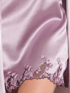 Seide Neglige GLICINE malve-flieder von Chiara Fiorini