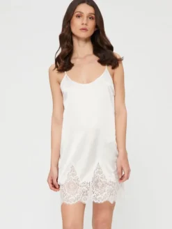 Seide Neglige SETA No. 3 von Chiara Fiorini