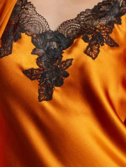 Seidenneglige Lace Seduction exquisit von Luna di Seta