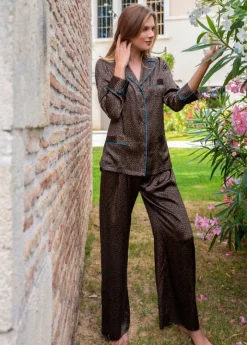 Seidenpyjama OMAYA Panthermuster von Marjolaine