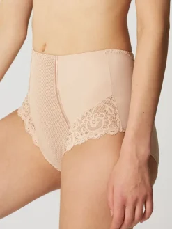 Shaping Slip mit Spitze GABY feminin von Maisonlejaby