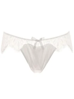 Spitze Slip von Prelude Milano