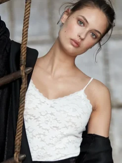 Spitzentop RANA 80 von Suggest by Pain de Sucre