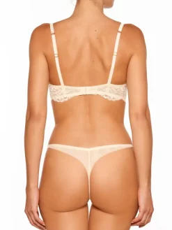 String ADRIANA von Millesia mit Spitze und Seide