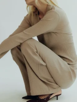 Wolle-Seide Langarmshirt mit Polo-Kragen von Oscalito